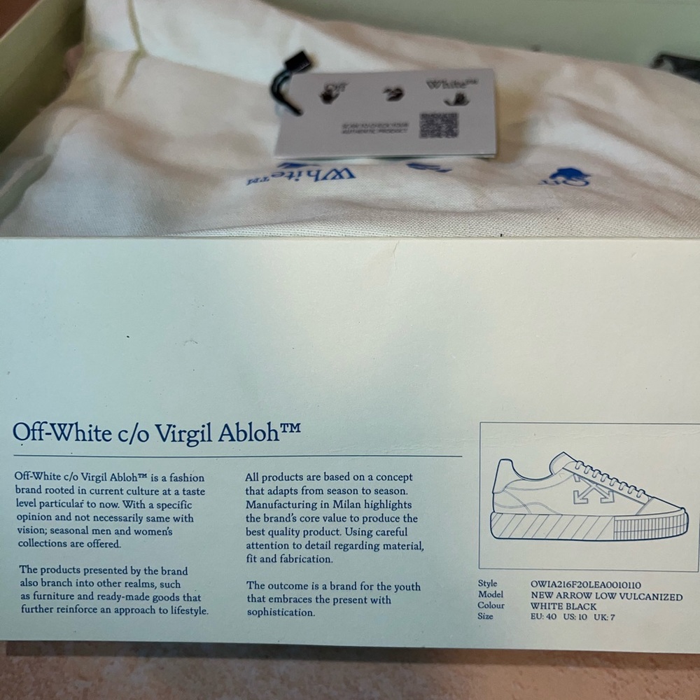 Off-White White and Black Low-Top Sneakers with Red Zip Tie - Picture 9 of 9